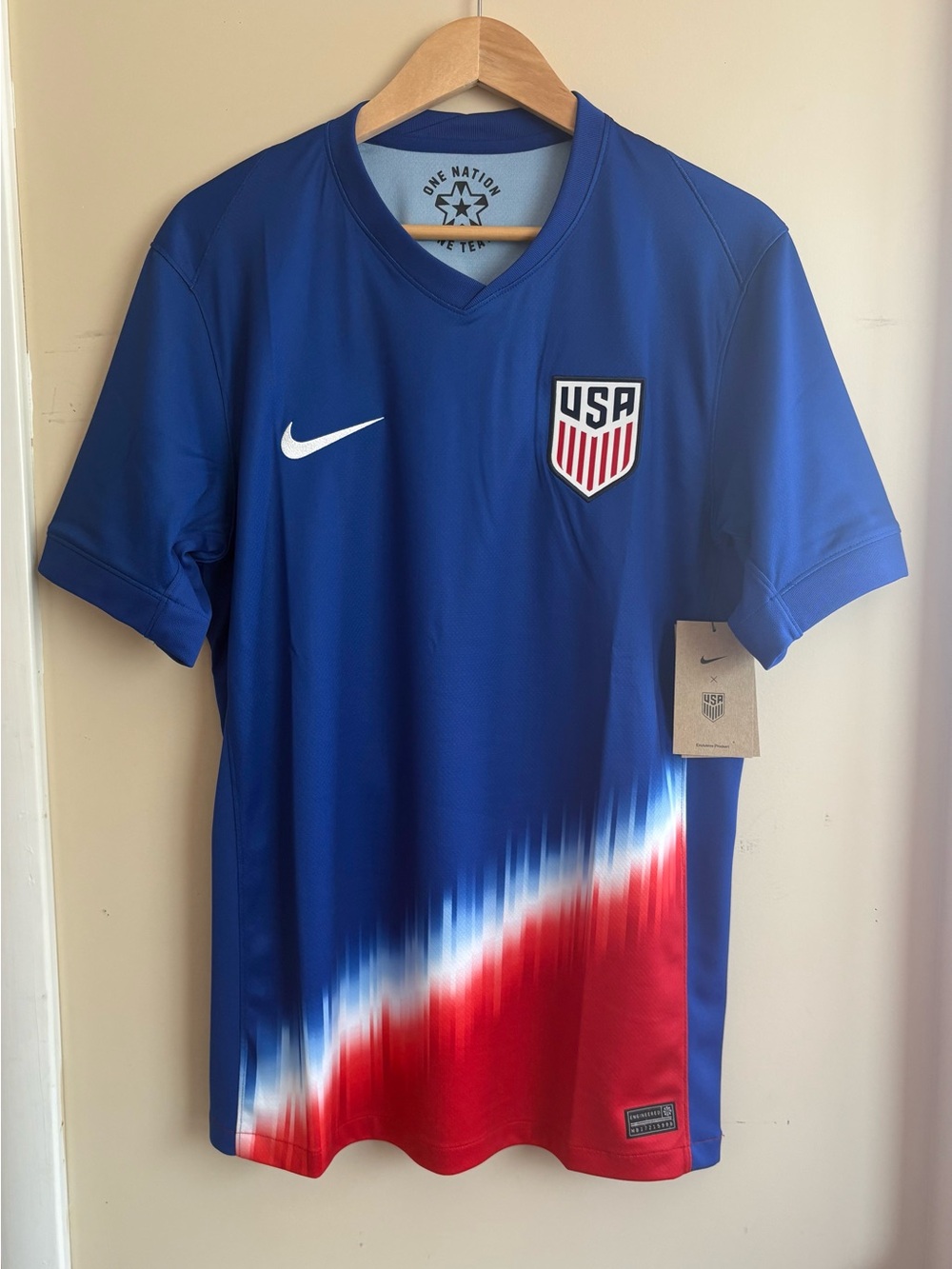 USA National Team Home Kit 23/24 Soccer Jersey with Red & White Gradient